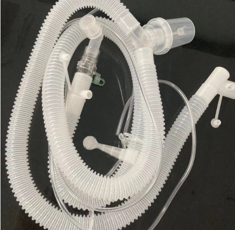 昌華一次性使用呼吸回路套件型號：麻醉管路型、呼吸管路型。